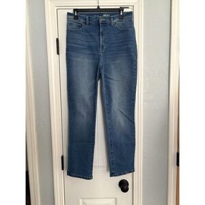 Style&Co Size 8 Slim Leg Jeans Medium Wash Quality Denim Zipper Button Pants